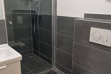 Davin City Aparments   Self Check In