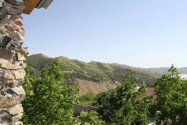 هتل Havuts Tar Garden