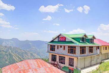 هتل Oyo 90265 Backpacker Stay