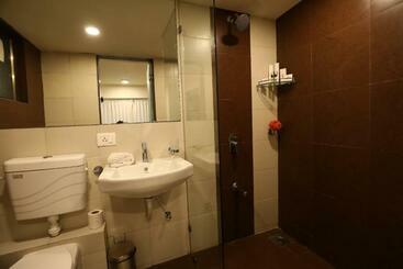 Homestays At Rajhans Belliza Near Airport