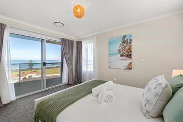 Sea Sand And Serenity At Stockton   Stunning Sophistication