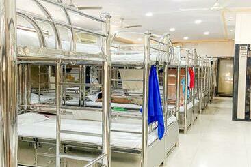 هاستل Royal Guest House By Wb Inn