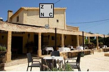 فندق صغير Zinc