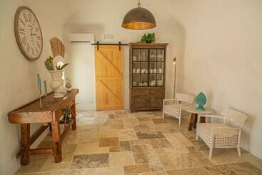تختخواب و صبحانه Masseria Il Passo