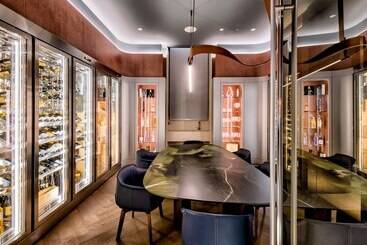 هتل Palazzo Tirso Mgallery Cagliari