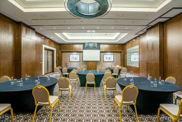 هتل Rixos Marina Abu Dhabi