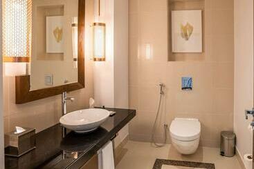 هتل Rixos Marina Abu Dhabi