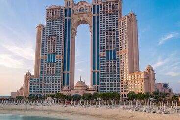 هتل Rixos Marina Abu Dhabi