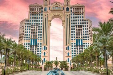 هتل Rixos Marina Abu Dhabi