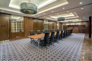 هتل Rixos Marina Abu Dhabi