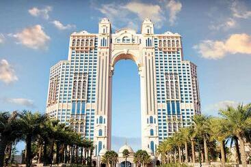 هتل Rixos Marina Abu Dhabi