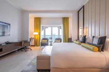 هتل Rixos Marina Abu Dhabi