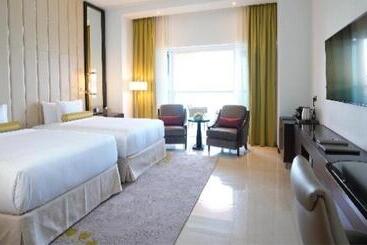 هتل Rixos Marina Abu Dhabi
