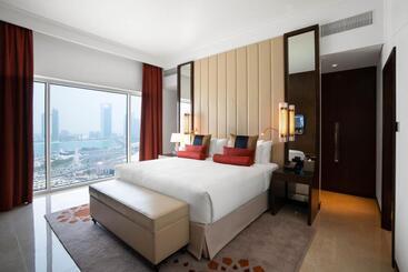 هتل Rixos Marina Abu Dhabi