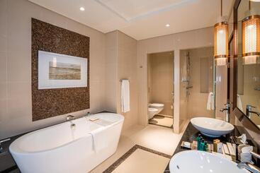 هتل Rixos Marina Abu Dhabi