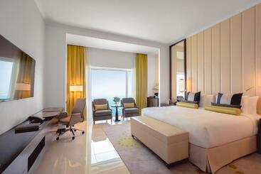 هتل Rixos Marina Abu Dhabi
