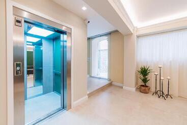 Naxi Suites