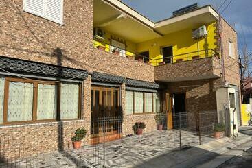 پانسیون Guesthouse Kristi & Mari