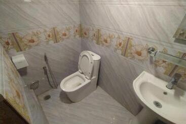 پانسیون Rose Garden Guest House