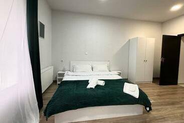 پانسیون White House Nakani Guesthouse Near The Centre