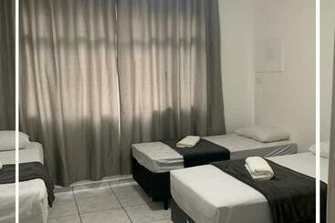 Angra Hostel 147