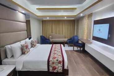 Effotel By Sayaji Dehradun