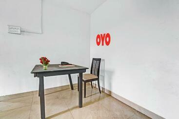 ホテル Oyo 90112 Fly Home