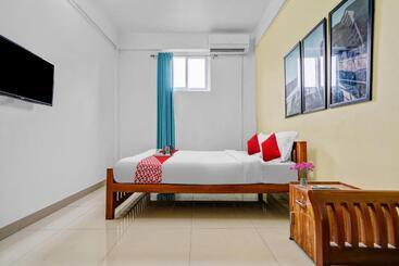 هتل Oyo 90284 Majestic Stays