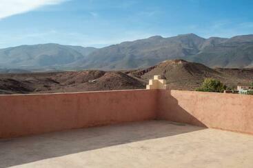 پانسیون Afoulki Ecotourism Guest House