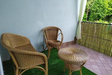 تختخواب و صبحانه Casa Vacanze I Giardini Di Marzo