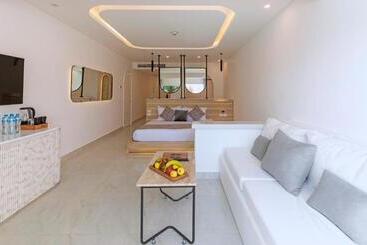 White Hills Resort