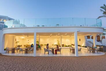 White Hills Resort