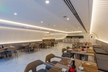 White Hills Resort