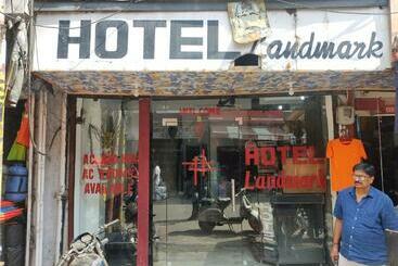 هتل Landmark By Wb Inn