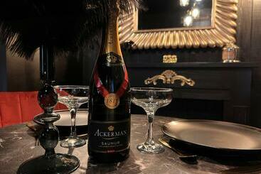 هتل Love Room Secrète Les Petits Plaisirs