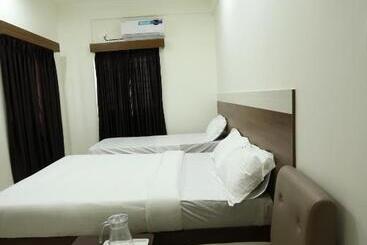 هتل Sigma Suites