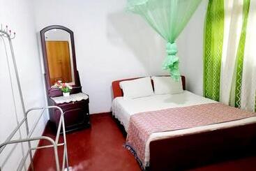 Mountain Paradise Home Stay