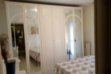 Porzione Villetta In Residence