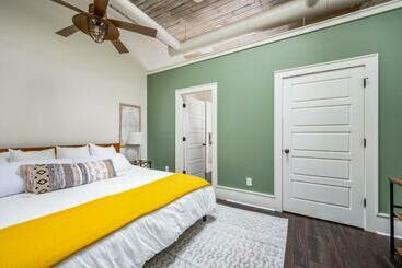 Relaxing Downtown Loft In The Heart Of Macon