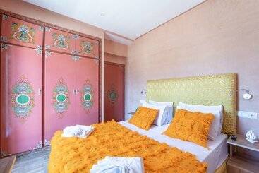 Riad Les Nuits De Fès
