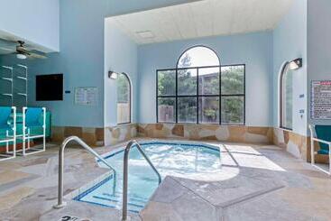 Atlantis Family Waterpark Hotel, Ascend Hotel Collection