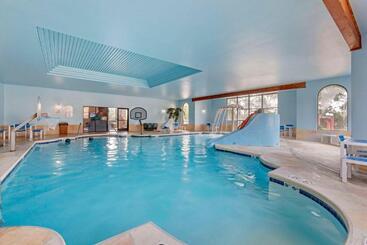 Atlantis Family Waterpark Hotel, Ascend Hotel Collection