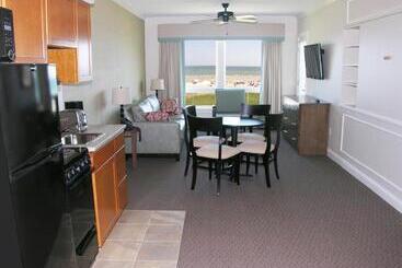 هتل Alouette Beach Resort