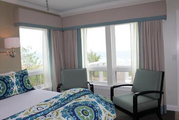 هتل Alouette Beach Resort