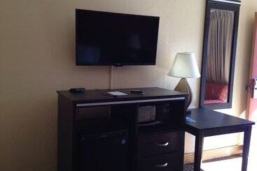 هتل Parkway Inn Of Birmingham