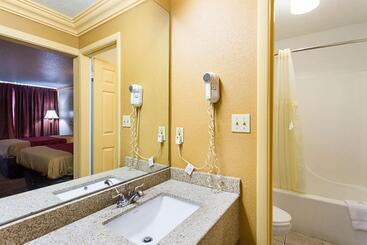 هتل Parkway Inn Of Birmingham