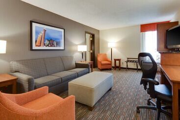 هتل Drury Inn & Suites Columbia Stadium Boulevard