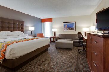 هتل Drury Inn & Suites Columbia Stadium Boulevard
