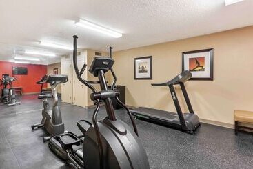 هتل Extended Stay America Select Suites   Richmond   Innsbrook