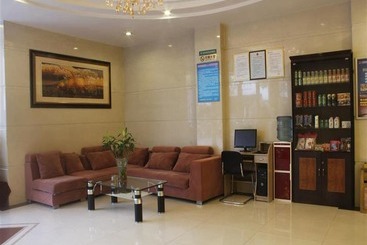 هتل Greentree Inn Bengbu Huaihe Walking Street
